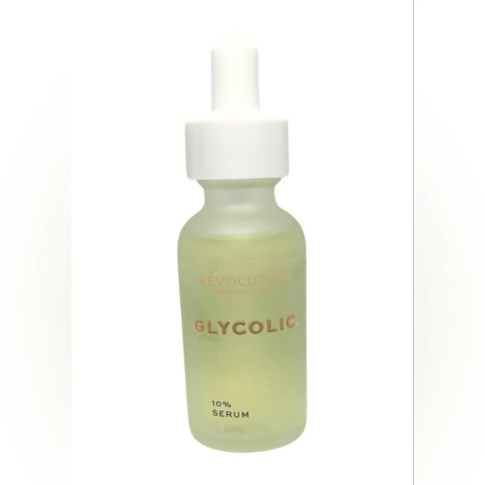 New makeup revolution glycolic‎ 10% serum